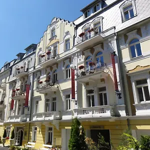 hotel-residence-romanza.marianskelaznehotels.net/